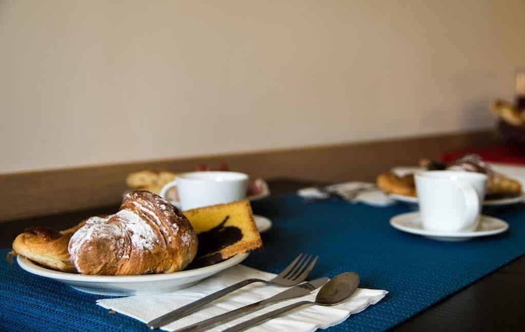 Sotto Il Sole Di Roma Bed & Breakfast ภายนอก รูปภาพ