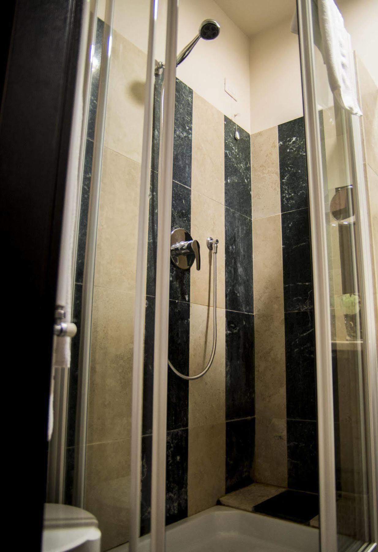 Sotto Il Sole Di Roma Bed & Breakfast ภายนอก รูปภาพ