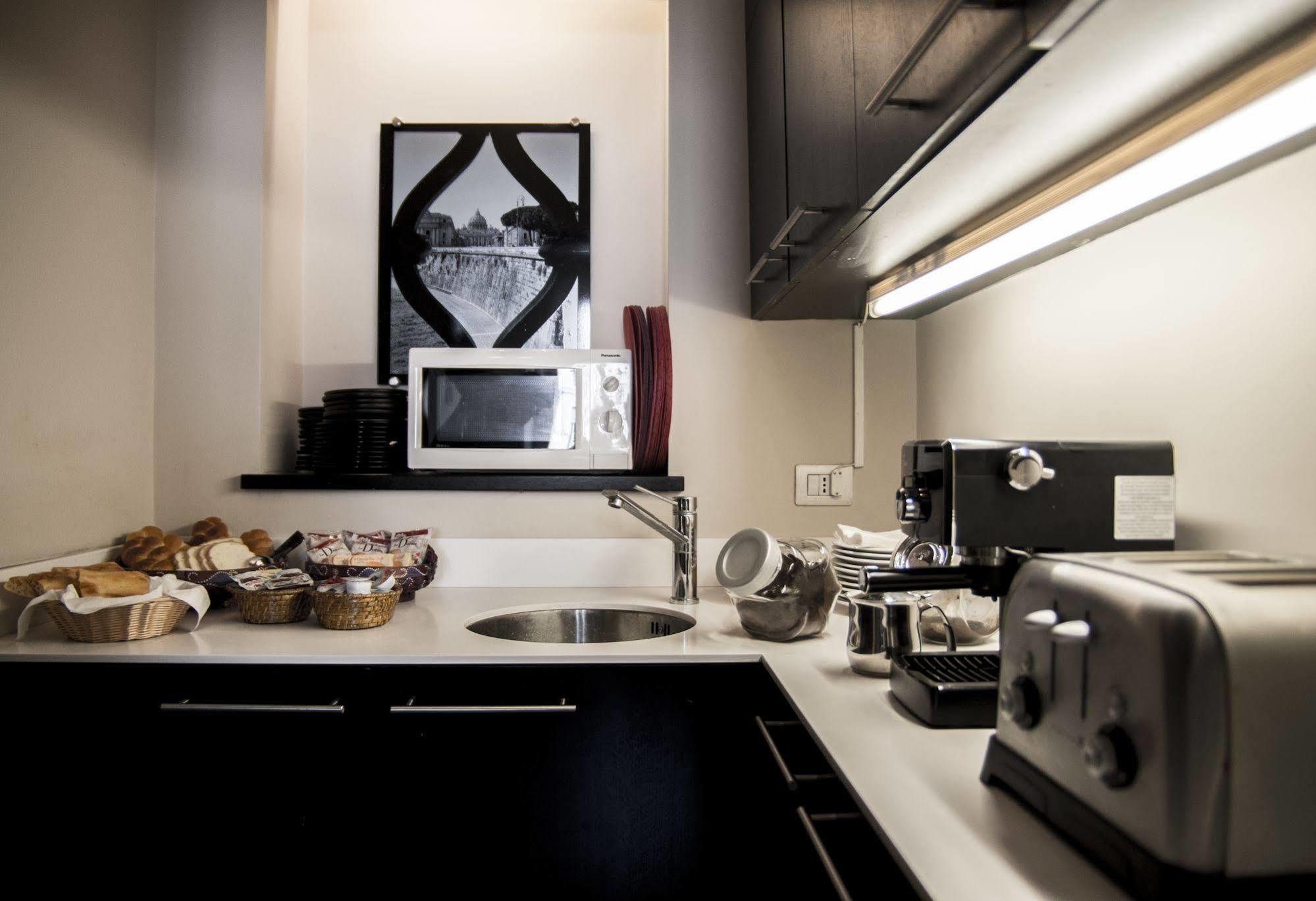 Sotto Il Sole Di Roma Bed & Breakfast ภายนอก รูปภาพ
