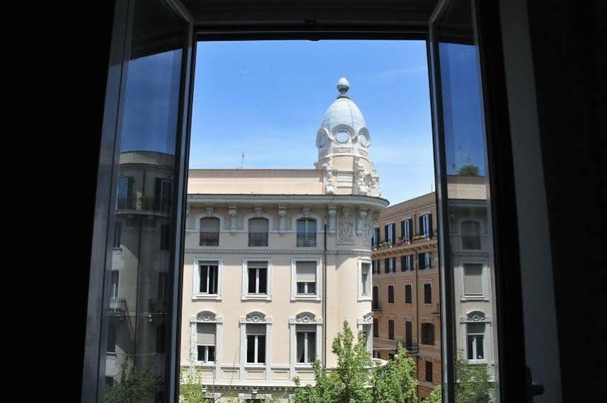 Sotto Il Sole Di Roma Bed & Breakfast ภายนอก รูปภาพ
